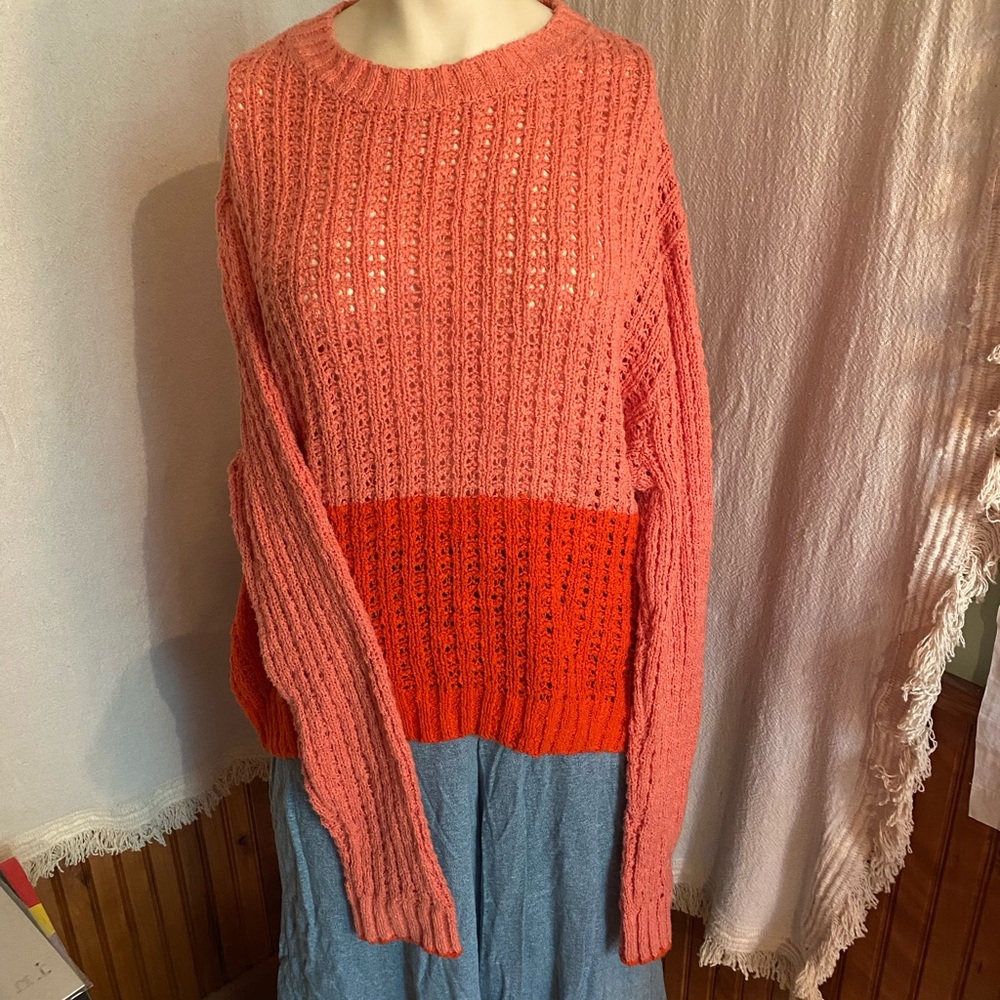 Billabong Pink and Orange Sweater